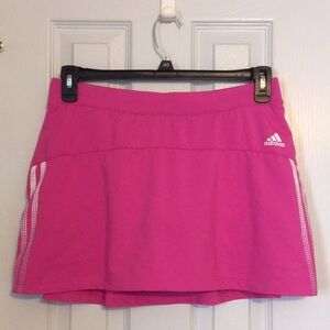 Adidas ClimaLite Pleated Back Side Stripe Logo Tennis Mini Skort in Hot Pink